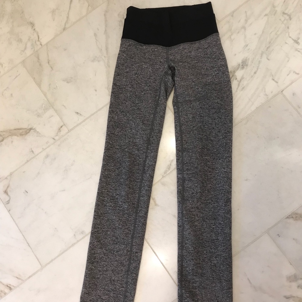 Lululemon gray yoga pants